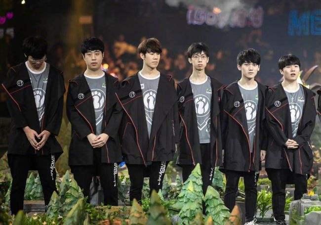 场地防守覆 场地防守覆