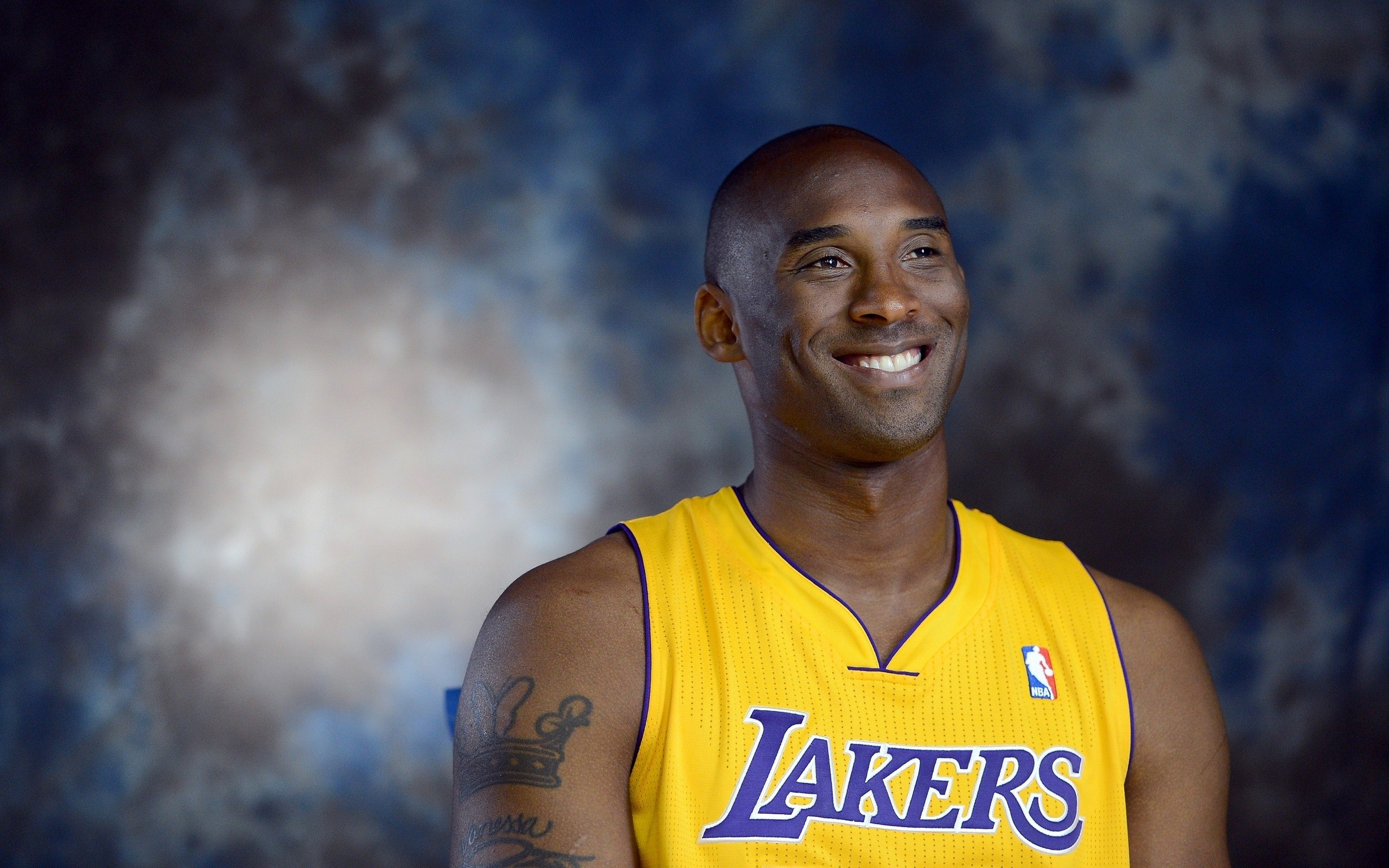 进侧翼B与 进侧翼B与